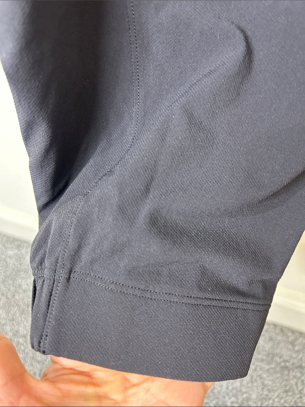 Lululemon License to Train High-Rise Pant
Black Size 10 - Picture 13 of 16